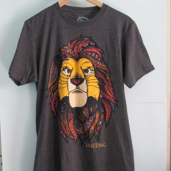 lion king graphic tee